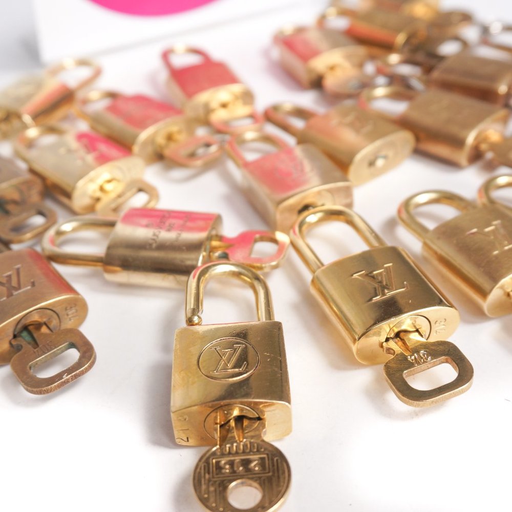 Authentic LOUIS VUITTON lock and key - RANDOM SELECTION